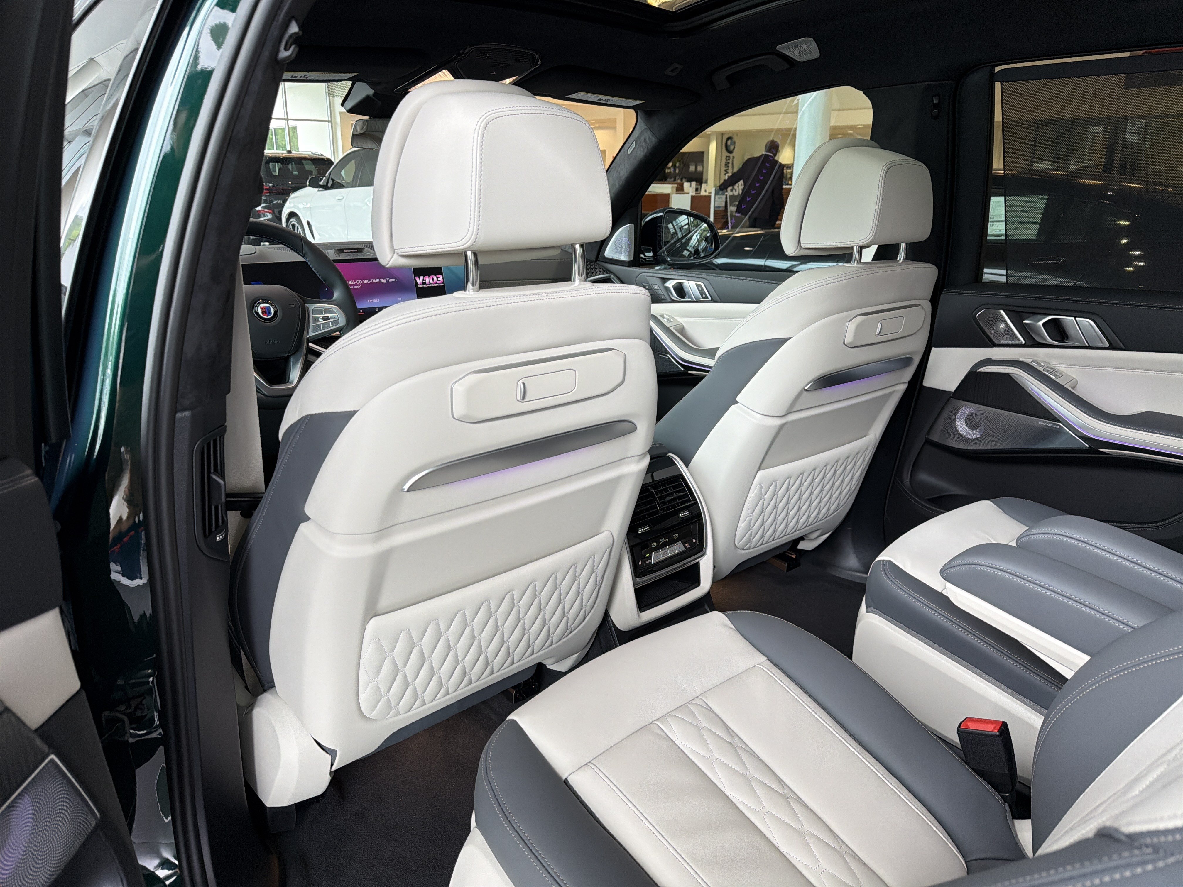 New 2026 BMW ALPINA XB7 AWD/4WD image 22
