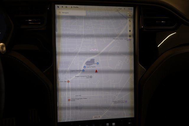 Used 2018 Tesla Model X P100D image 19