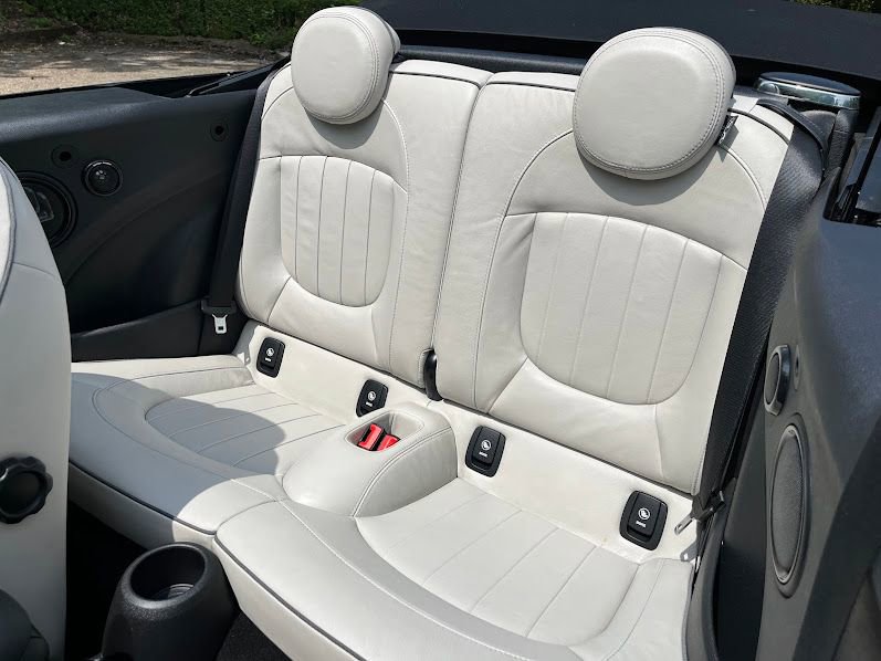 Used 2016 MINI Cooper Convertible FWD image 38