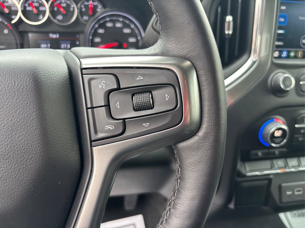 Used 2022 Chevrolet Silverado 1500 LT image 28