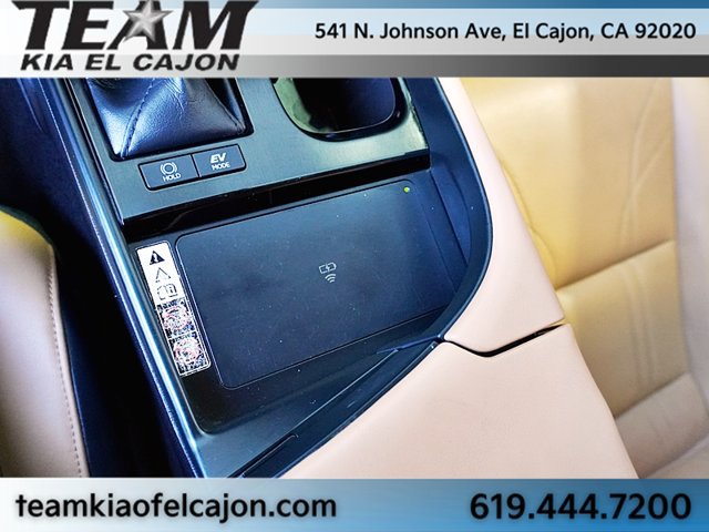 Used 2024 Lexus ES 300h Ultra Luxury w/ Accessory Package (Z2) FWD image 36