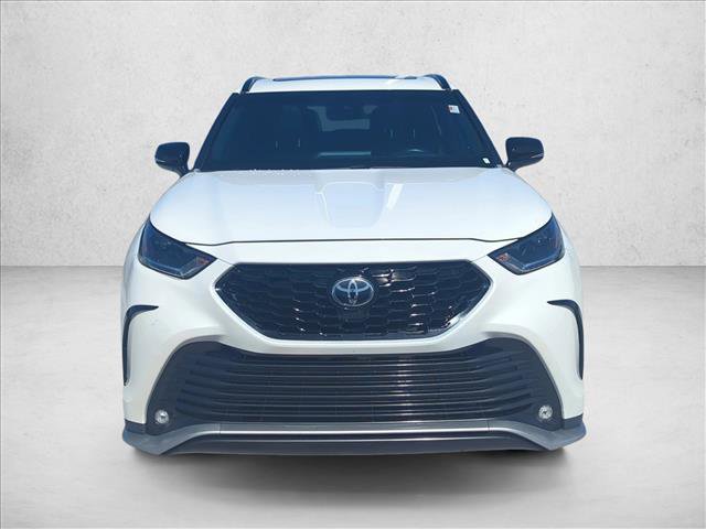 Used 2021 Toyota Highlander XSE video 2