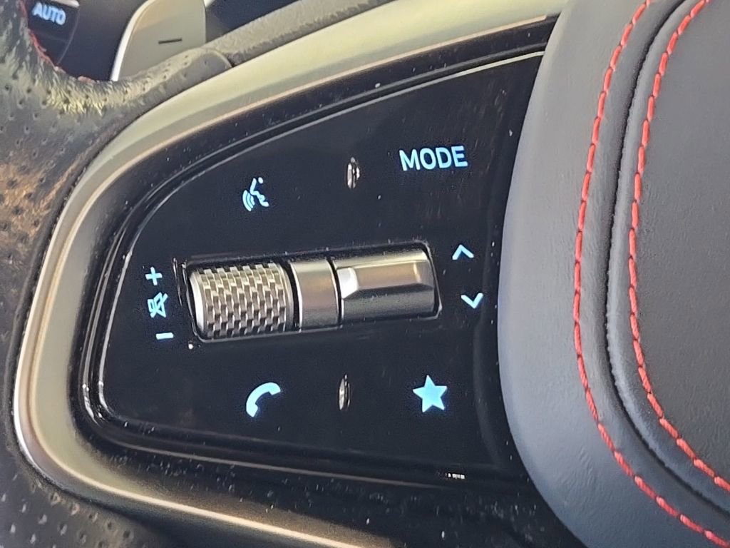 Used 2022 Genesis GV70 3.5T Sport w/ Sport Prestige Package image 30