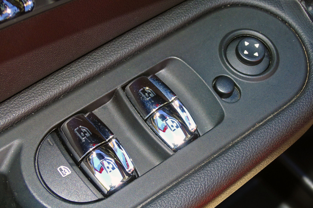 Used 2021 MINI Cooper Countryman S w/ Storage Package image 12