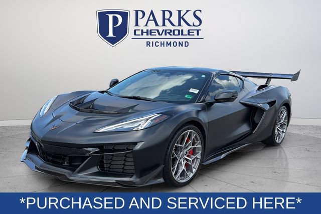 Used 2026 Chevrolet Corvette ZR1 w/ ZR1 Carbon Fiber Aero Package RWD image 3