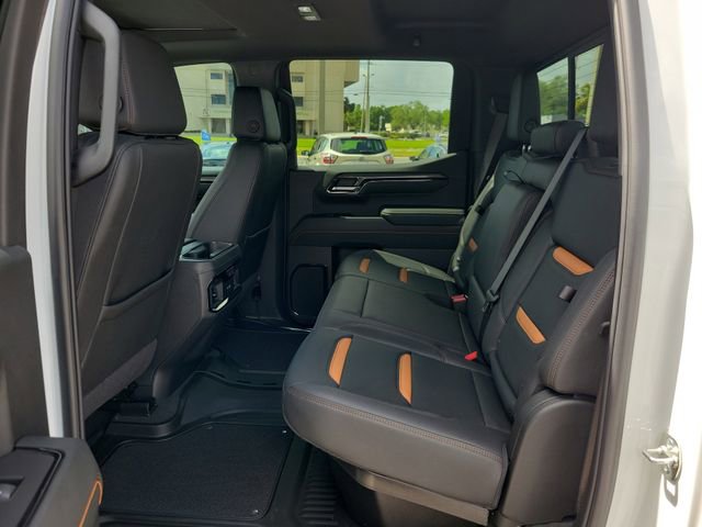 Used 2025 GMC Sierra 1500 AT4 w/ AT4 Premium Package AWD/4WD image 11