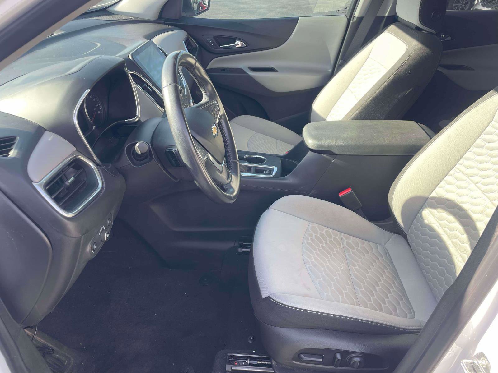 Used 2021 Chevrolet Equinox LT FWD image 5