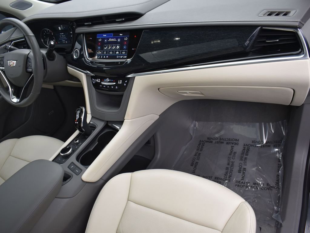 Certified 2023 Cadillac XT6 Premium Luxury w/ LPO, Floor Liner Package image 35