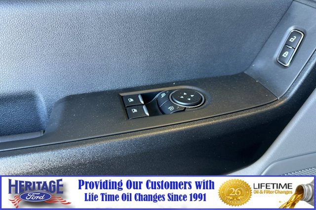 Used 2025 Ford F250 XL w/ XL Chrome Package image 11