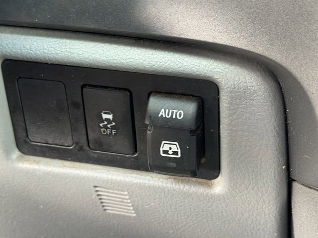 Used 2017 Toyota Sequoia SR5 image 18