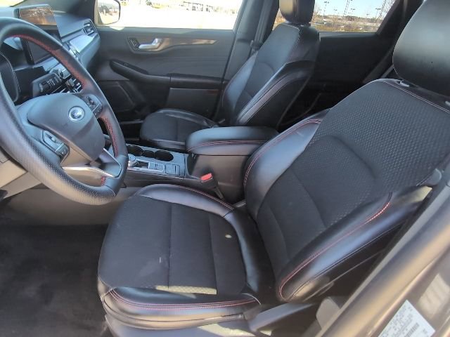 Used 2025 Ford Escape ST-Line Select image 12