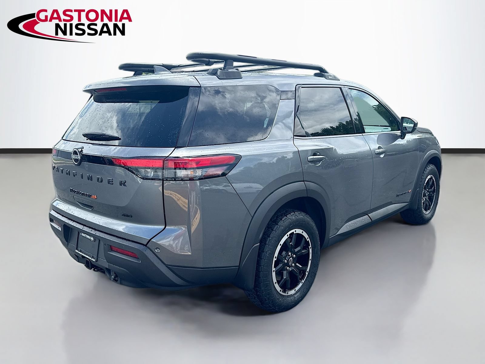 Used 2024 Nissan Pathfinder Rock Creek AWD/4WD image 9