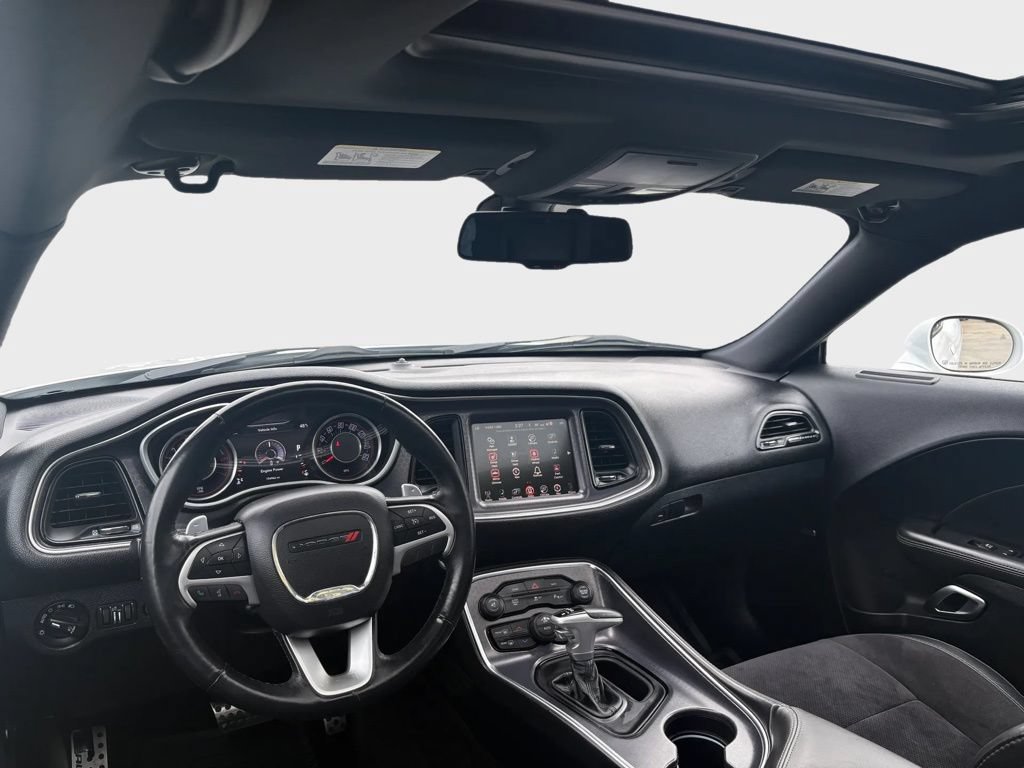 Used 2016 Dodge Challenger R/T Plus RWD image 20