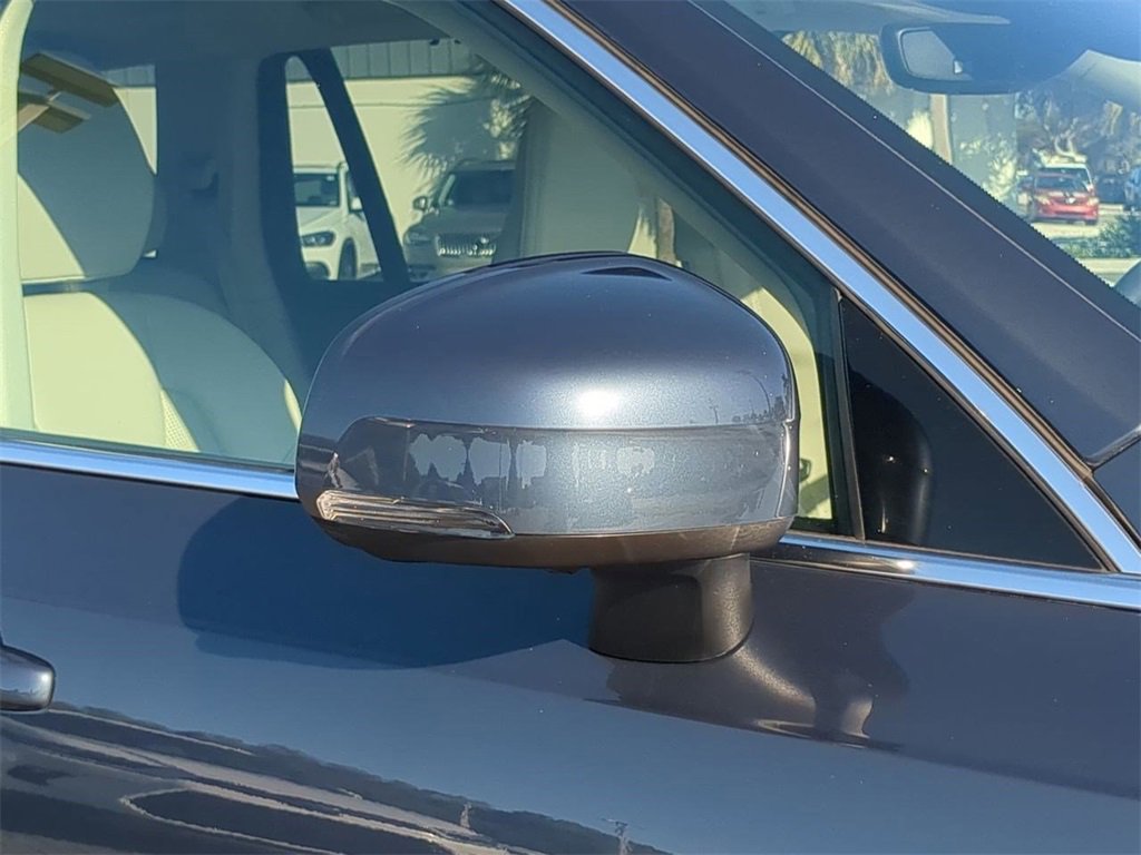 Used 2023 Volvo XC90 T8 Ultimate image 13