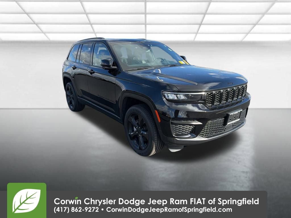 Certified 2023 Jeep Grand Cherokee Altitude image 1