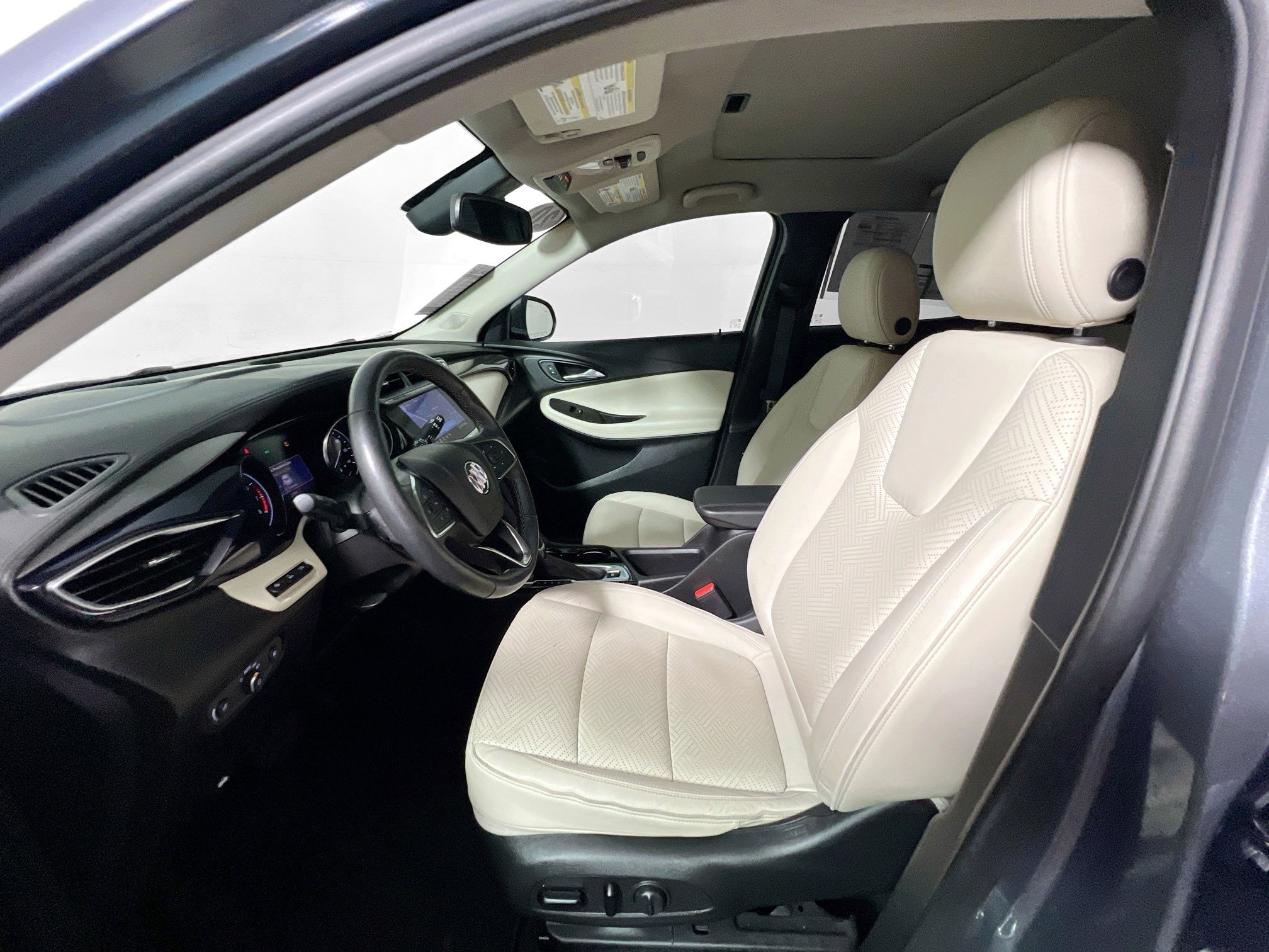 Used 2020 Buick Encore GX Essence w/ Advanced Technology Package image 14