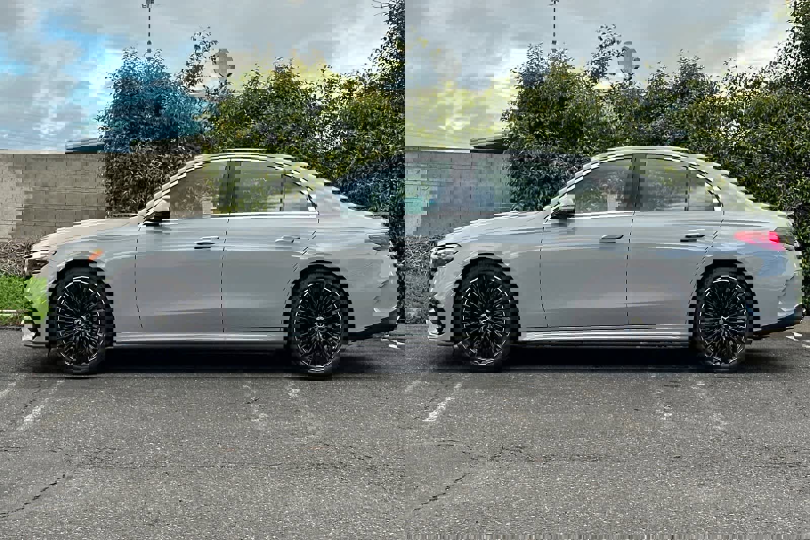 New 2026 Mercedes-Benz E 350 Sedan image 6