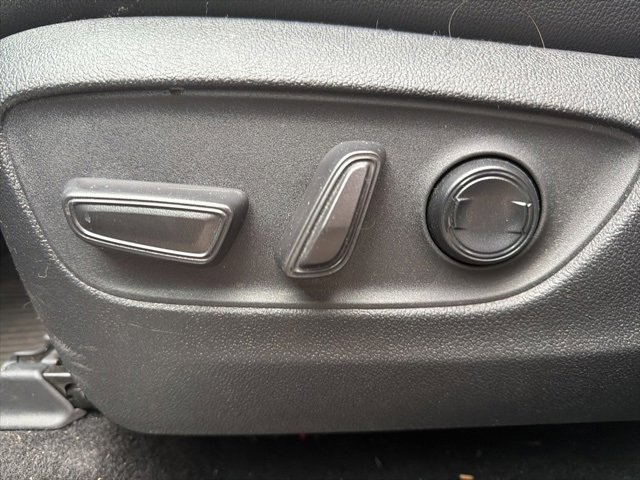 Used 2024 Toyota Grand Highlander Limited image 10