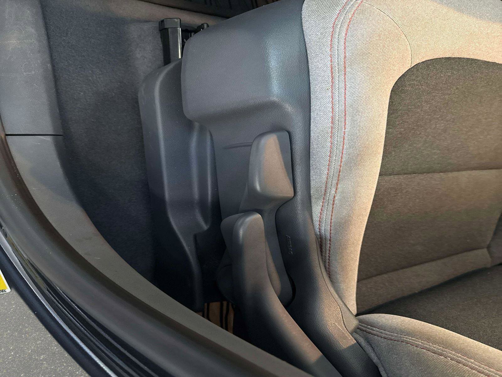 Used 2019 Chevrolet Bolt LT image 19