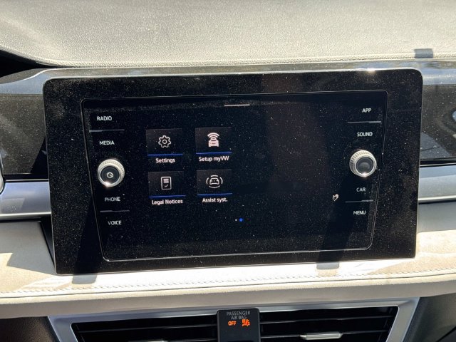 New 2026 Volkswagen Taos SE FWD image 13