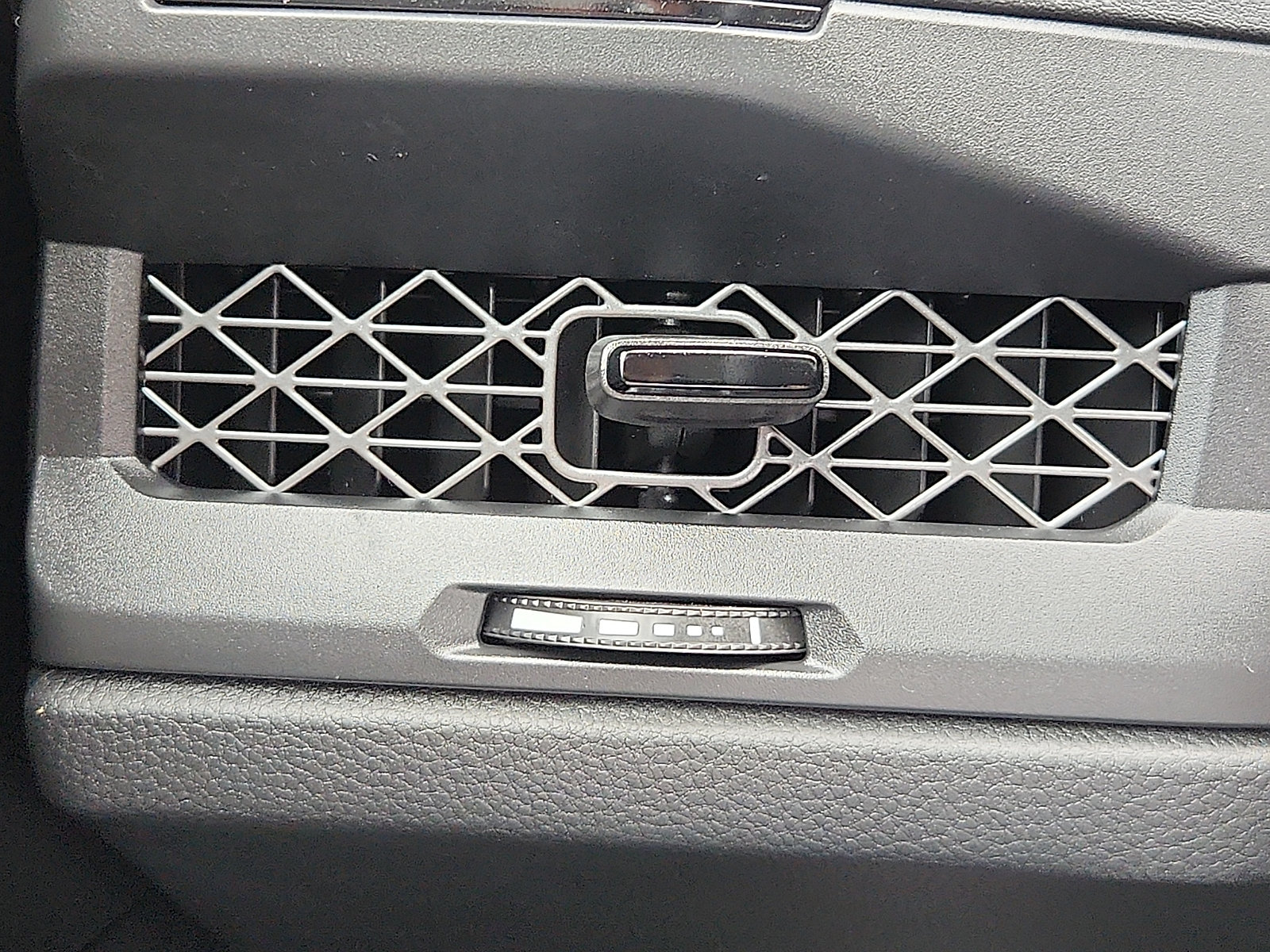 Certified 2025 Honda Accord LX image 24
