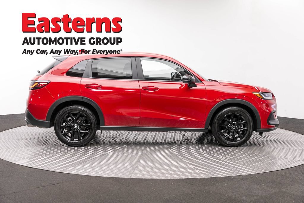 Used 2024 Honda HR-V Sport image 4