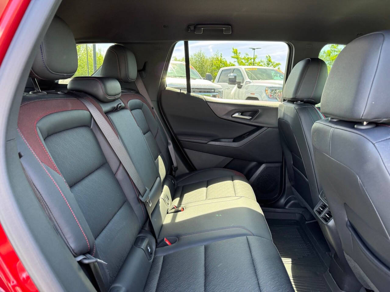 Used 2026 Chevrolet Equinox RS w/ Convenience Package III AWD/4WD image 14