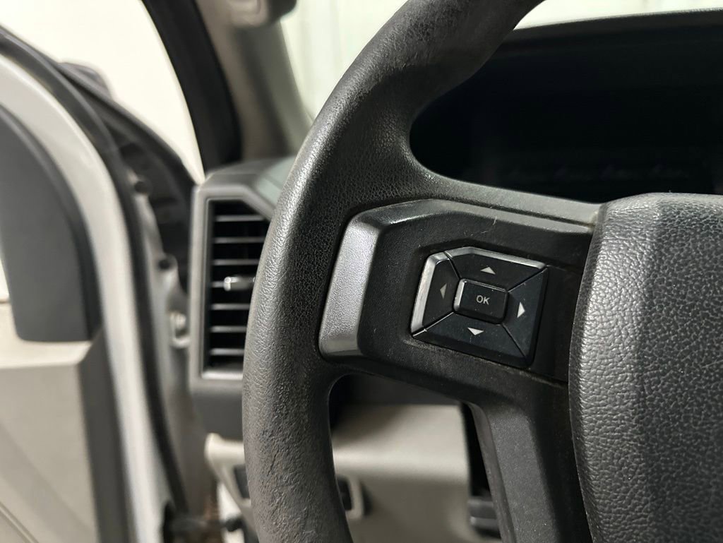 Used 2017 Ford F250 XL w/ Power Equipment Group AWD/4WD image 33