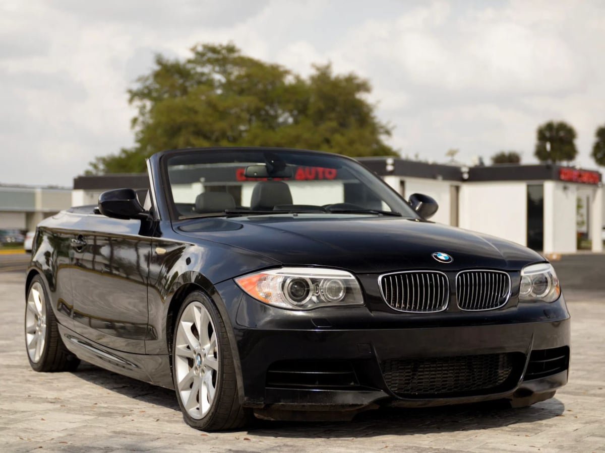Used 2012 BMW 135i Convertible RWD image 12