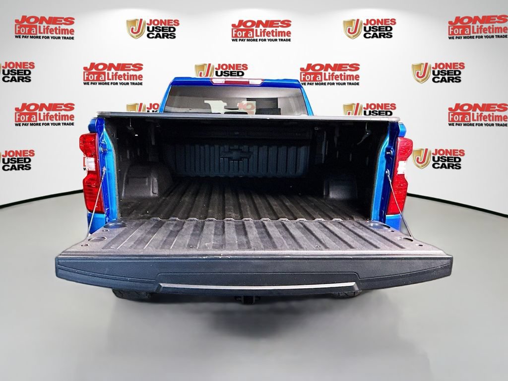Used 2022 Chevrolet Silverado 1500 Custom w/ LPO, Dark Essentials Package AWD/4WD image 25