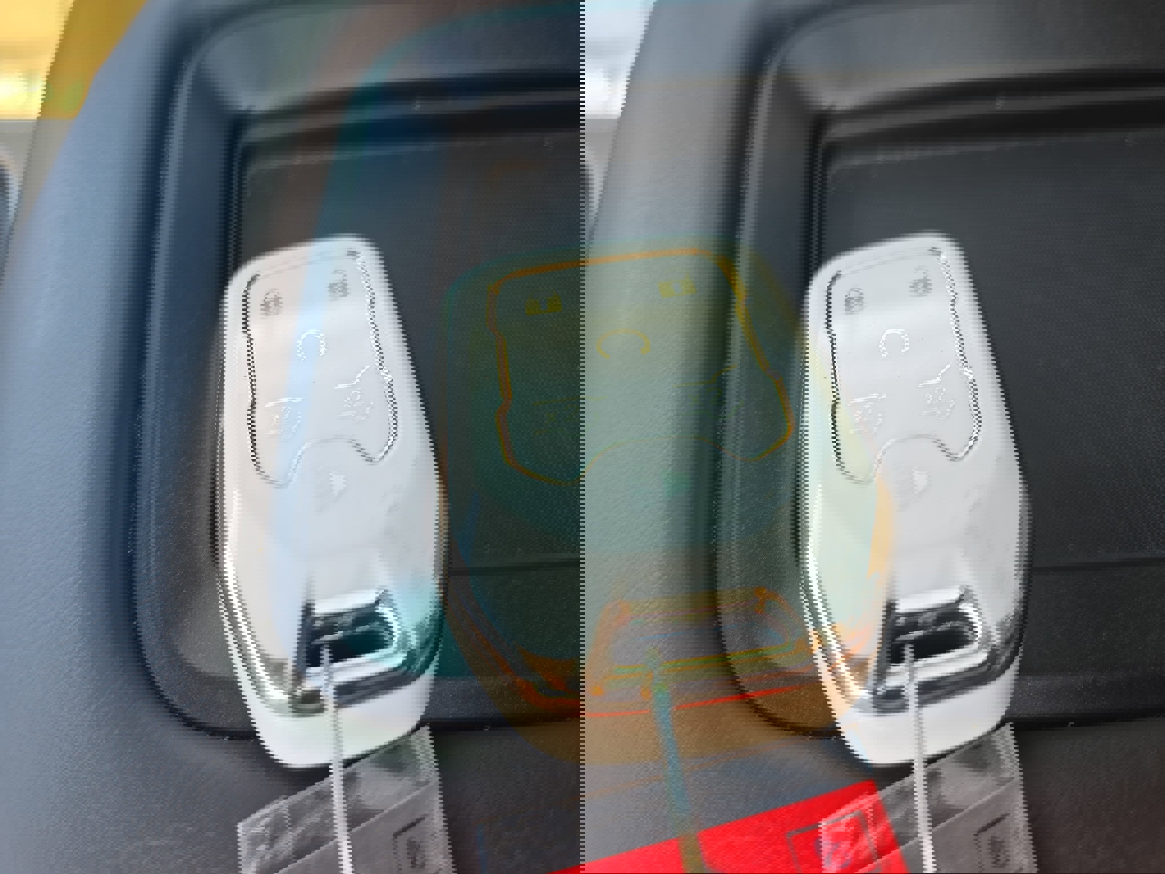 Used 2015 GMC Yukon XL SLT w/ Open Road Package image 38