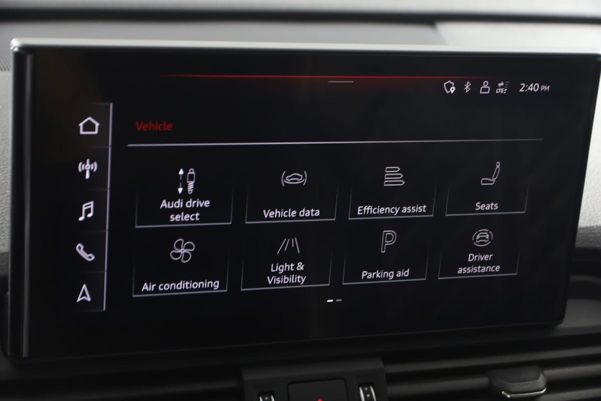 Used 2023 Audi SQ5 Premium Plus w/ Premium Plus Package AWD/4WD image 32