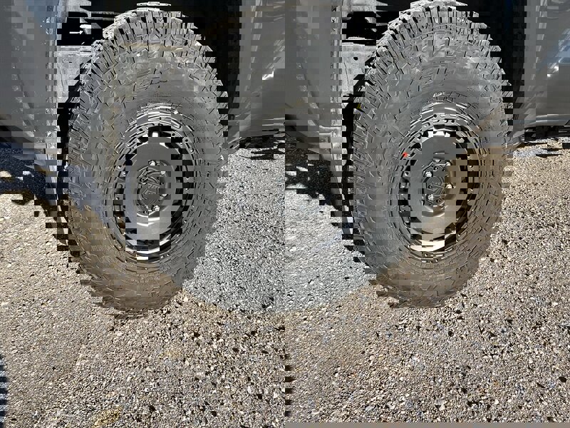 Used 2025 Toyota Tacoma TRD Sport image 9