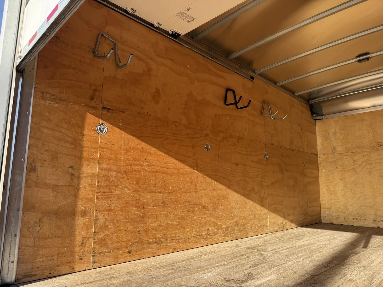 Used 2024 Isuzu NPR 4500 HD RWD image 9