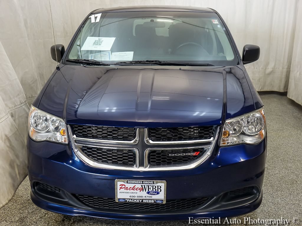 Used 2017 Dodge Grand Caravan SE FWD image 5