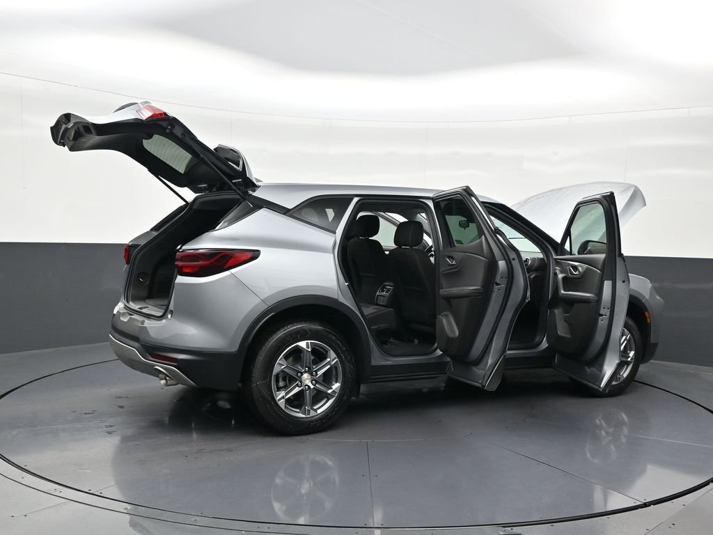 Used 2023 Chevrolet Blazer LT image 31