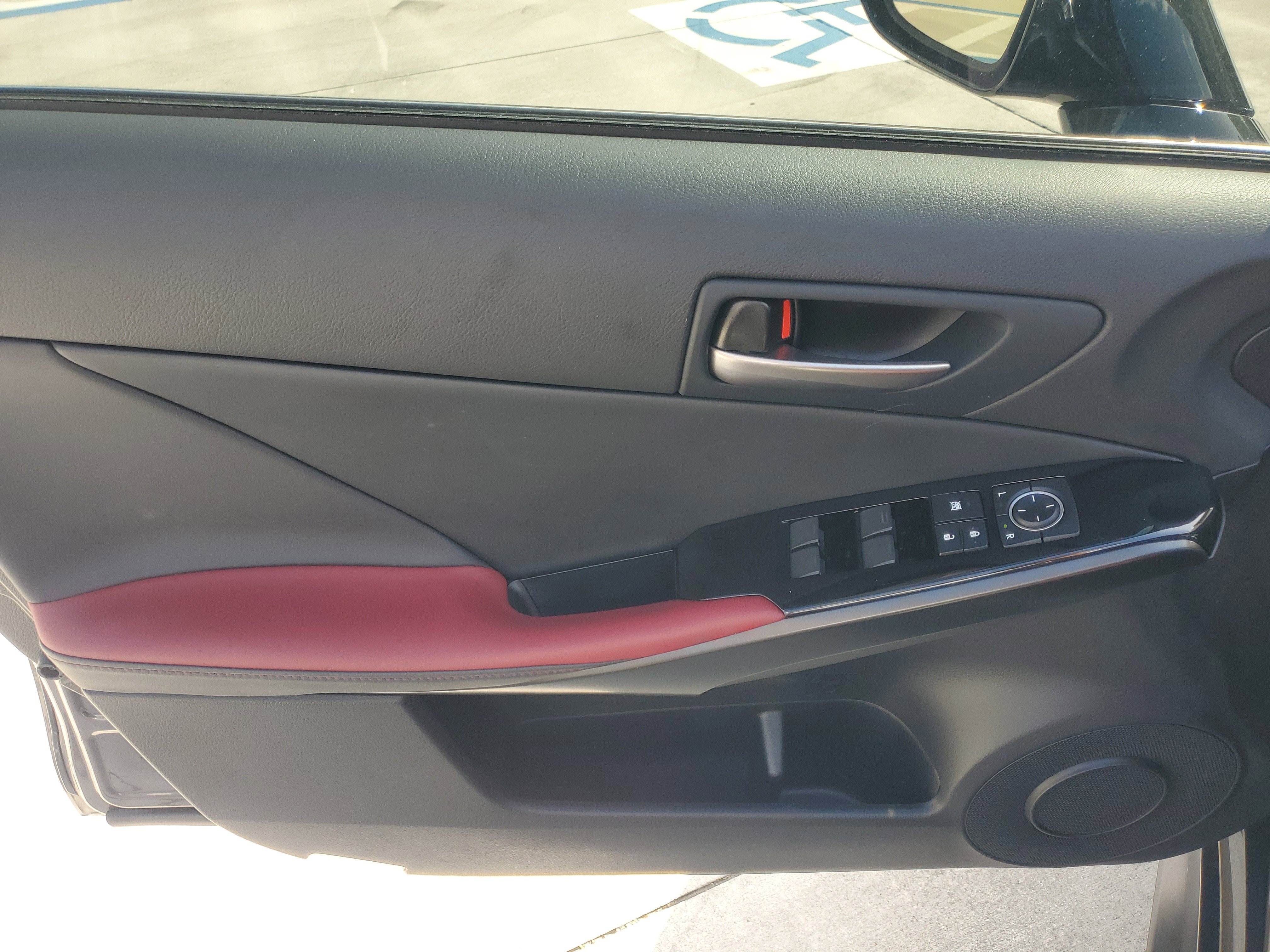 Used 2025 Lexus IS 300 w/ Comfort Package RWD image 22