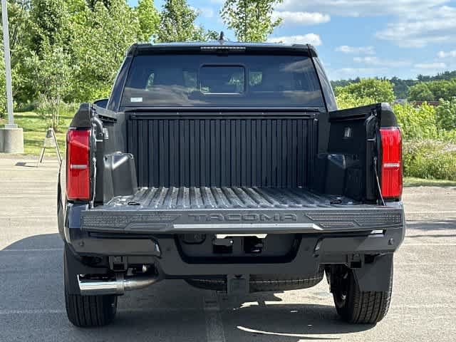 New 2024 Toyota Tacoma Limited w/ Limited Package (LT) AWD/4WD image 23