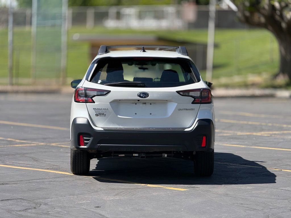 Used 2022 Subaru Outback AWD/4WD image 6