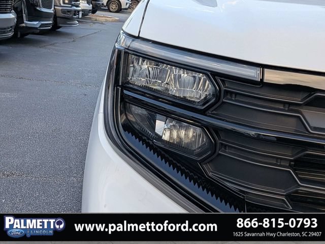 Used 2025 Ford Expedition Active RWD image 10