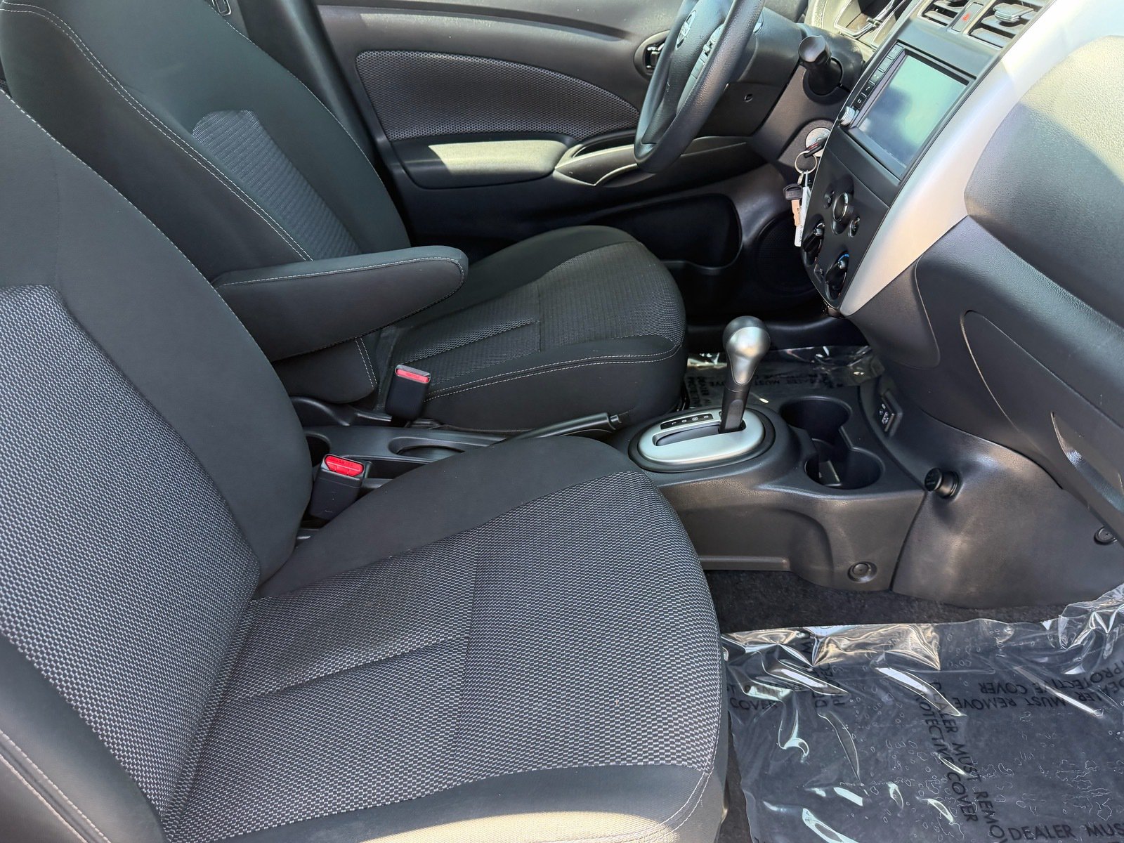 Used 2019 Nissan Versa SV FWD image 10