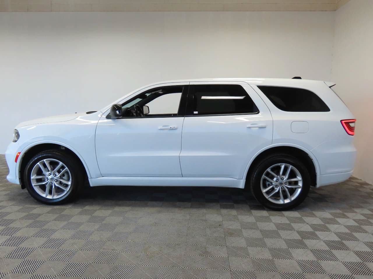 Used 2023 Dodge Durango GT AWD/4WD image 5