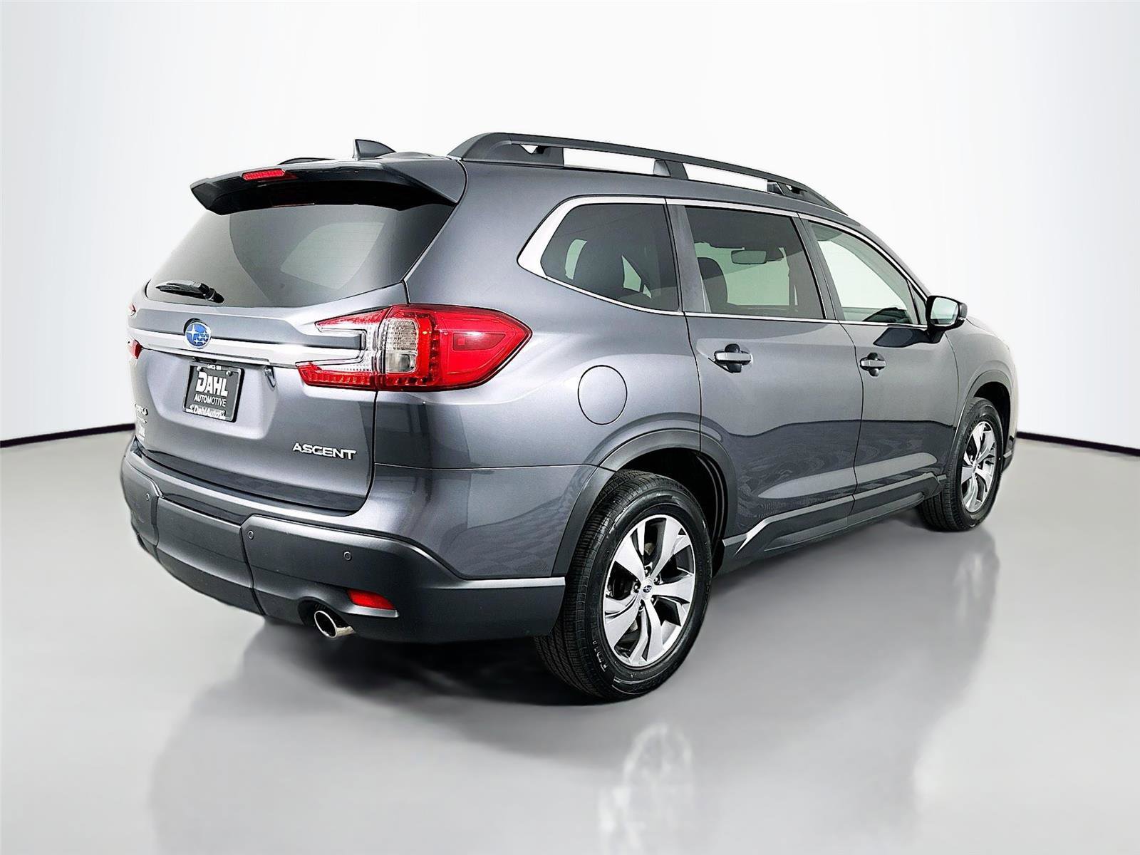 Used 2024 Subaru Ascent Premium w/ Convenience Package image 13