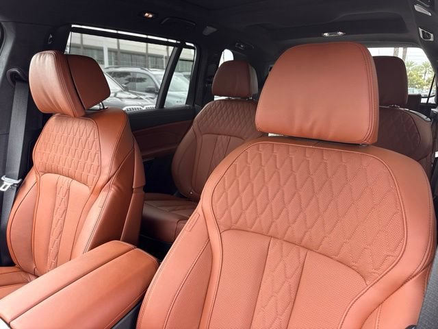 New 2027 BMW X7 M60i AWD/4WD image 19