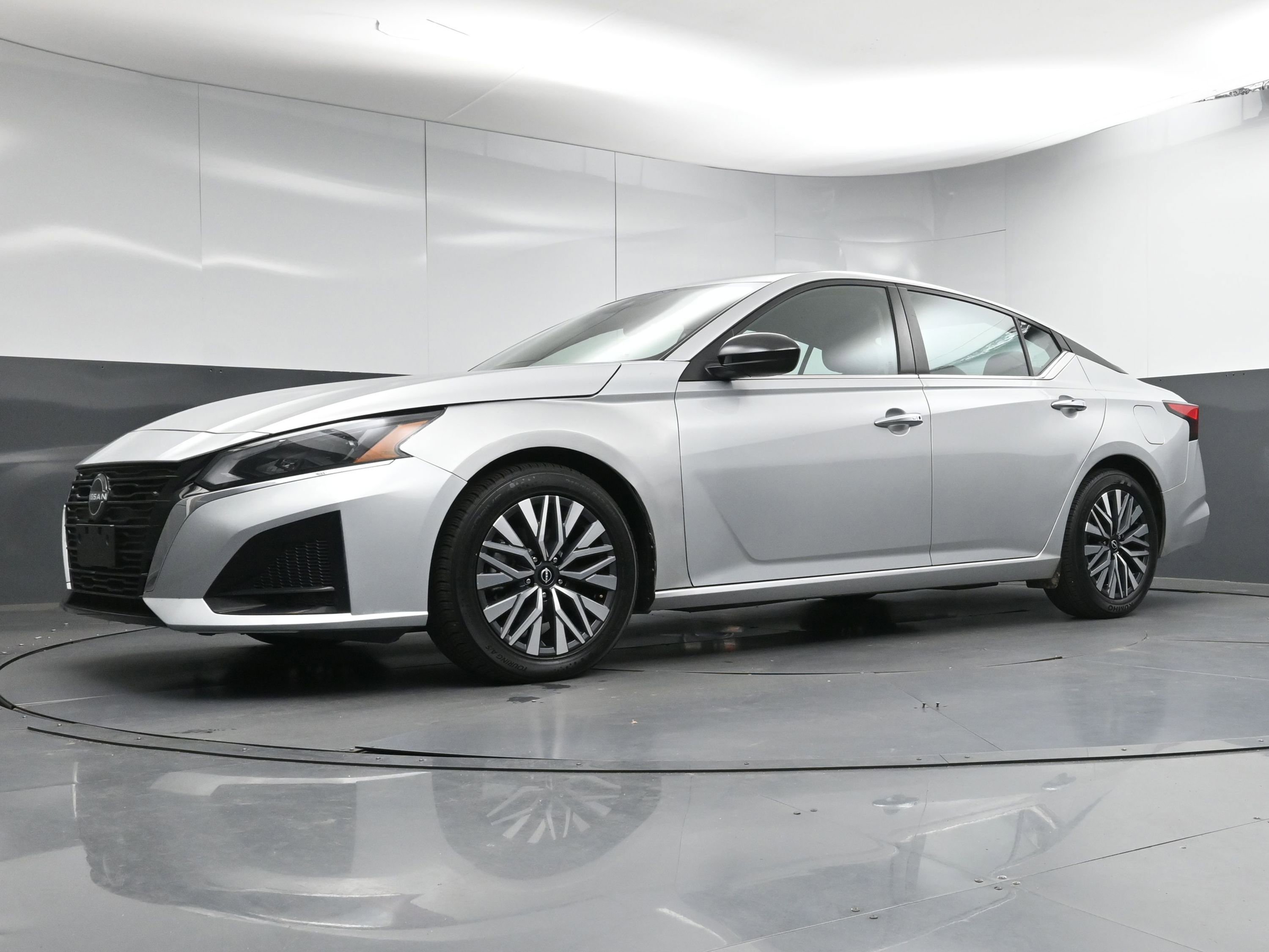 Certified 2024 Nissan Altima 2.5 SV image 21