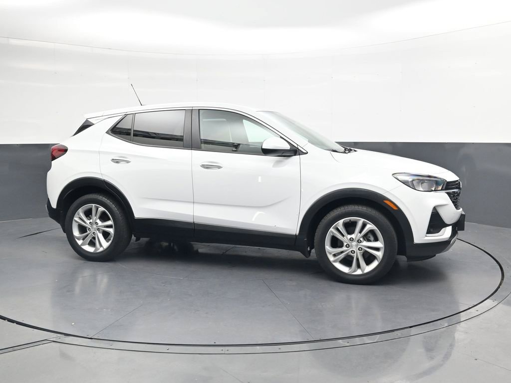 Used 2021 Buick Encore GX Preferred w/ Cold Weather Comfort Package FWD image 4