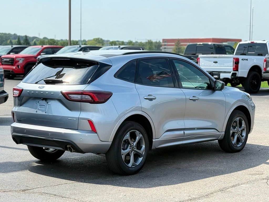 Used 2024 Ford Escape ST-Line w/ Tech Pack #1 AWD/4WD image 33