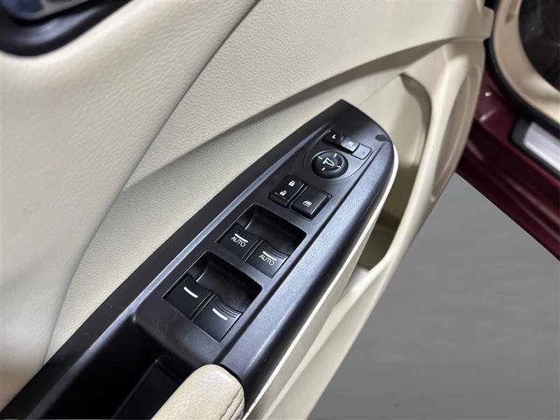 Used 2013 Acura RDX FWD image 28