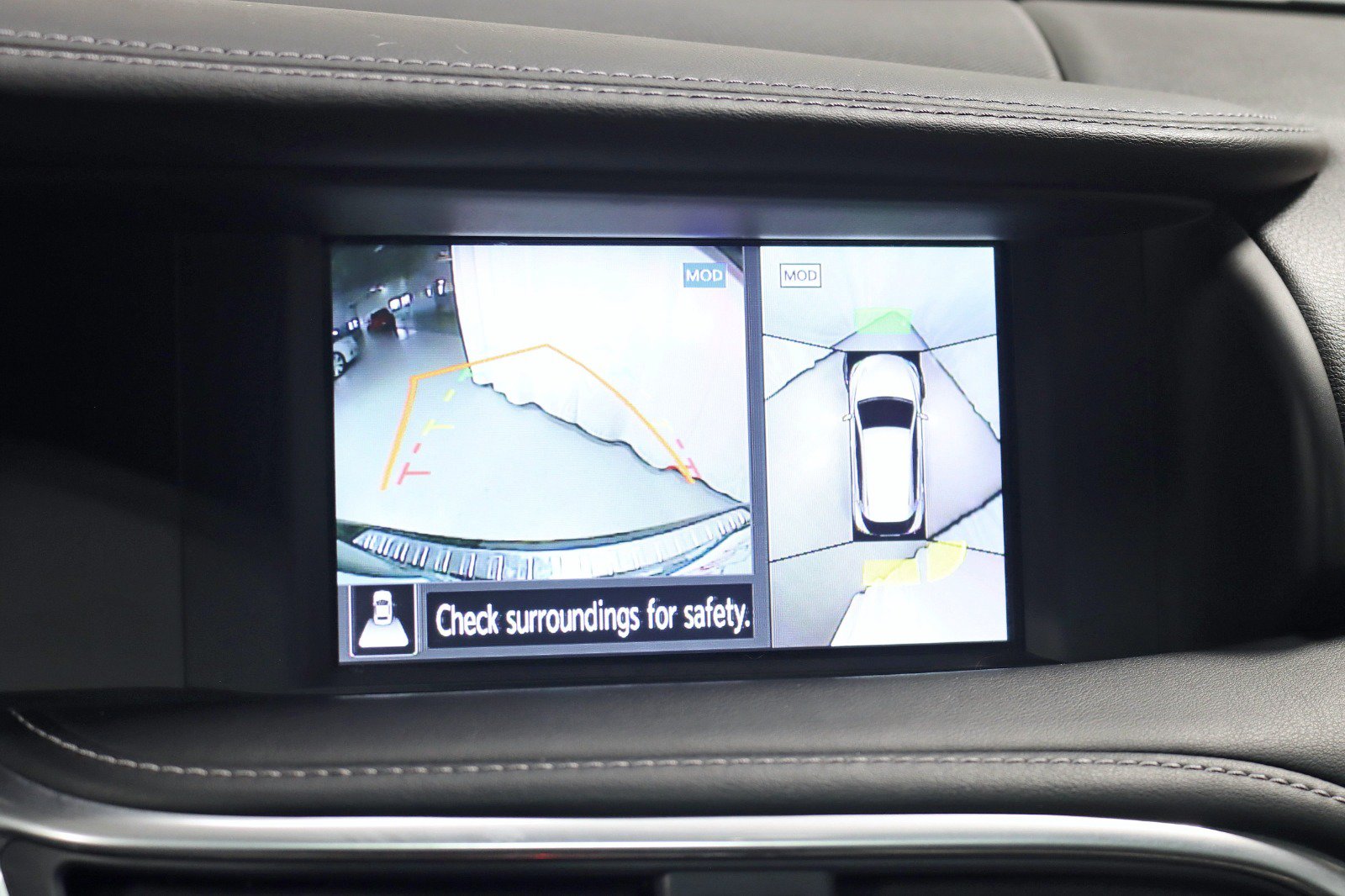 Used 2018 INFINITI QX30 Sport w/ Leather Package FWD image 19
