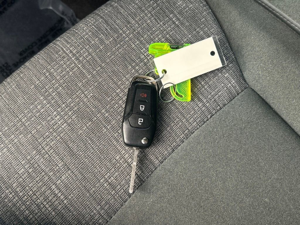 Used 2023 Ford F150 XLT image 40